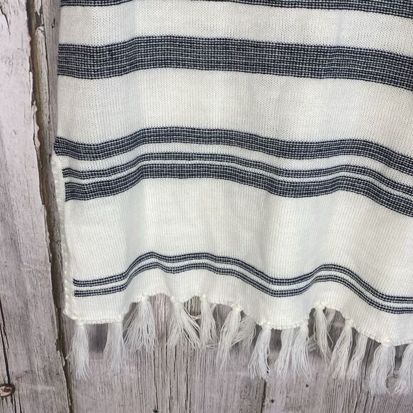 Mud Pie Hartley Sleeveless Turtleneck Sweater Size Medium NWT  197 - Picture 4 of 12